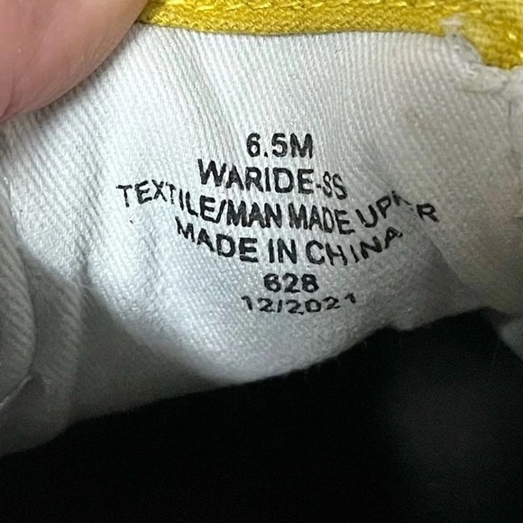 Airwalk Shoes Womens 6.5 Y2K Skater Smiley Punk Retro Grunge Sneakers Yellow - Picture 9 of 11